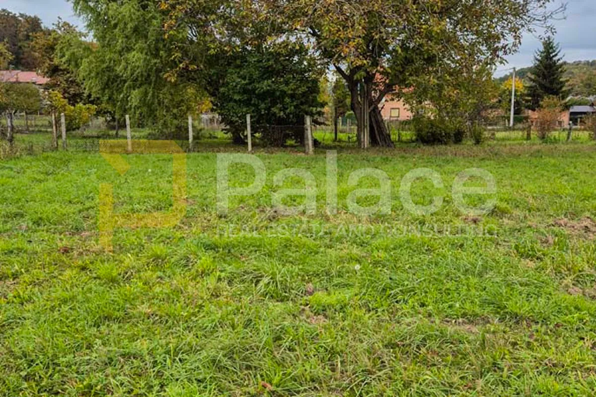 zagreb granešina , veliko zemljšte 4450m2 sa kućom i pomoćnim zgradama - slika 9
