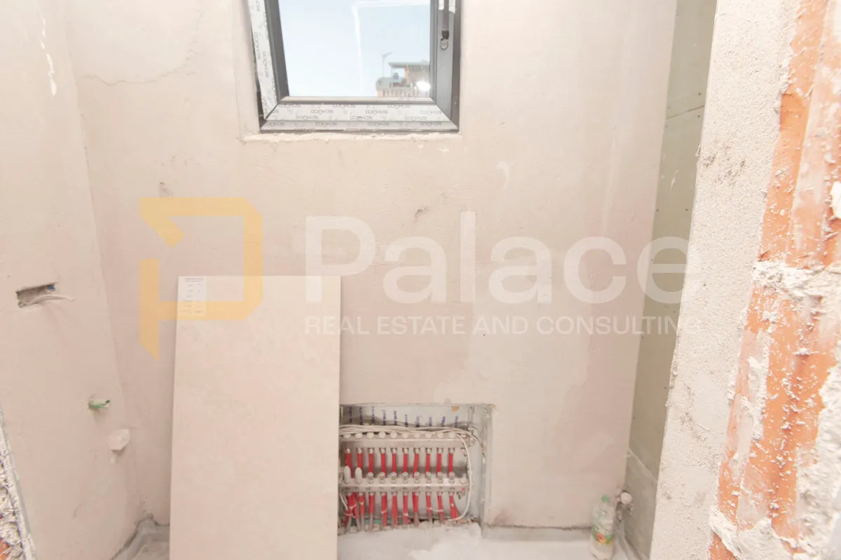 trosobni stan u prizemlju prvi red do mora 142m2 - vodice - slika 8