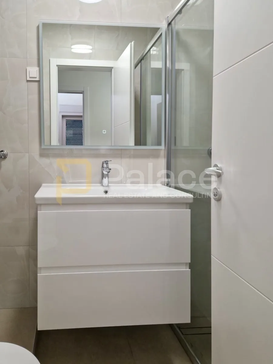dvoetažni stan 83 m2, 70 m od plaže - slika 5