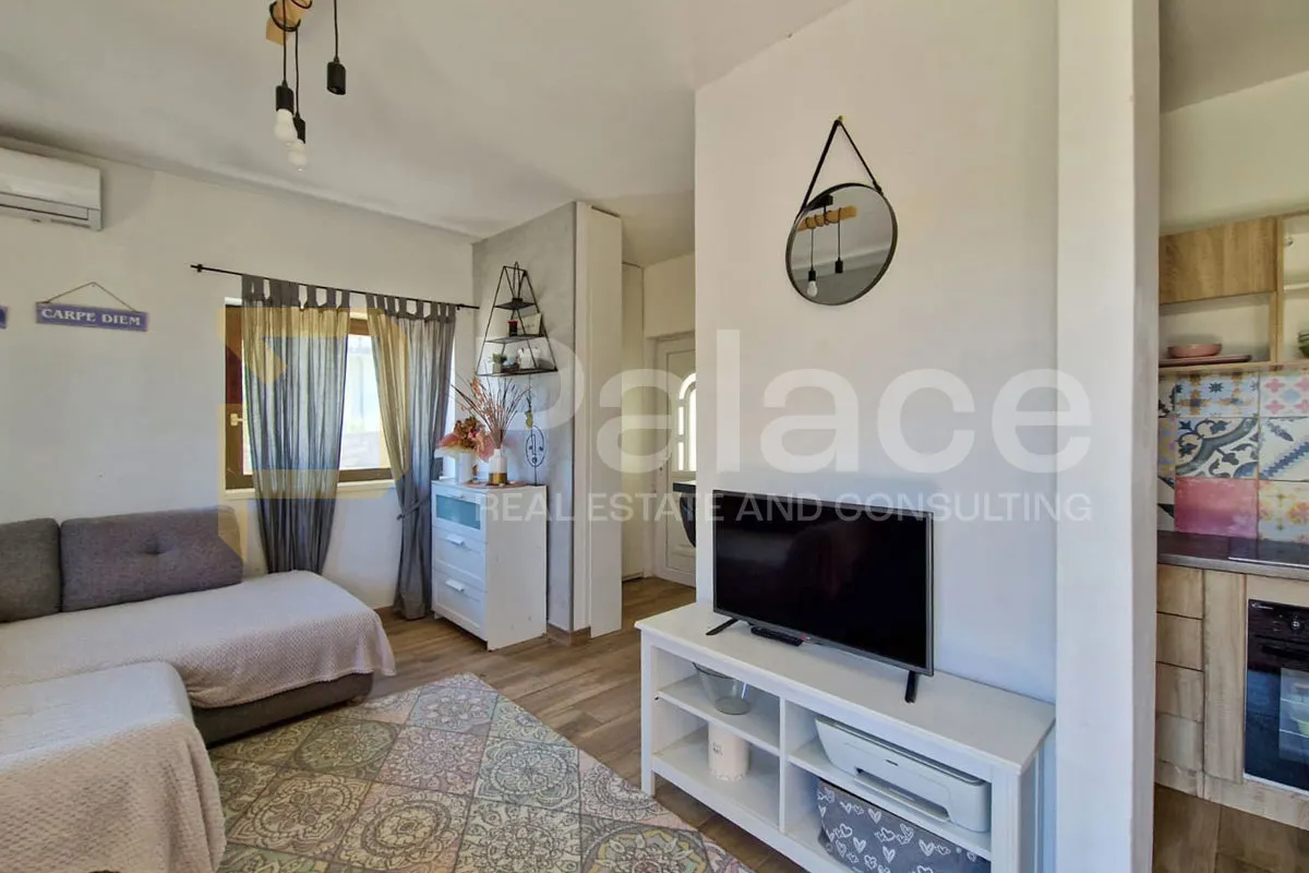 dva stana s bazenom, vrtom i parkirnim mjestima, ika - 89,10 m² - slika 4