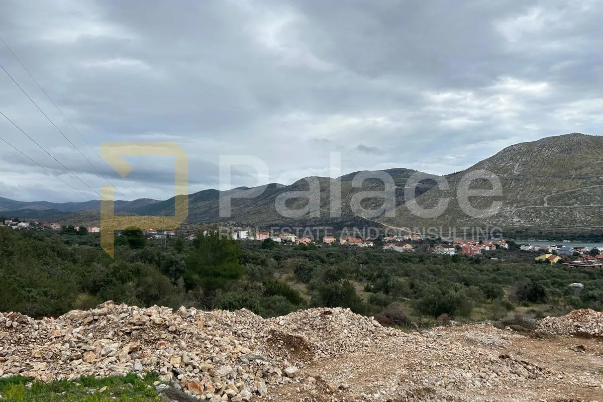 zemljište s pravomoćnim građevinskim dozvolama, grebaštica - slika 3