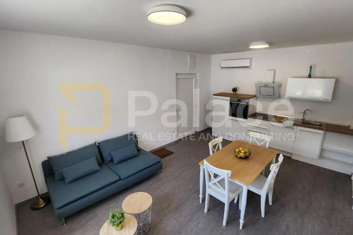 moderno opremljena apartmanska kuća, 1. red do mora, selca - slika 10