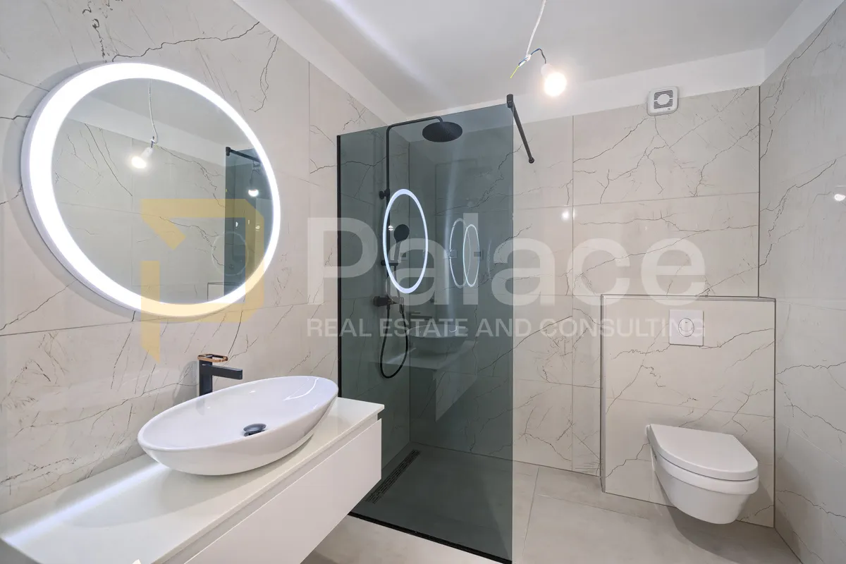 penthouse na brodarici s pogledom na more - slika 4