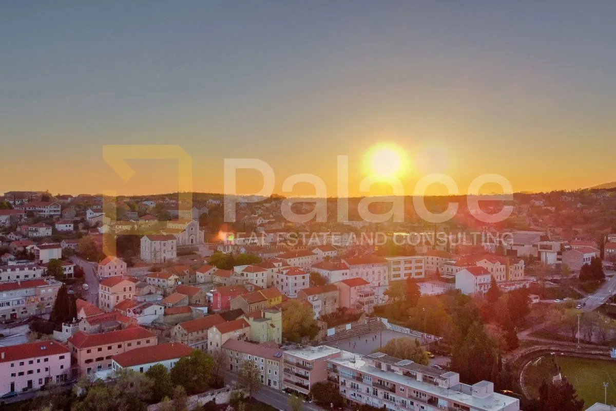 Građevinsko zemljište u Drnišu