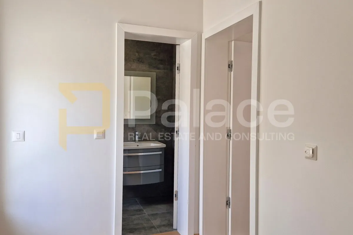 nova dvojna kuća s 3 spavaće sobe i velikim dvorištem, vodice 162 m2 - slika 10