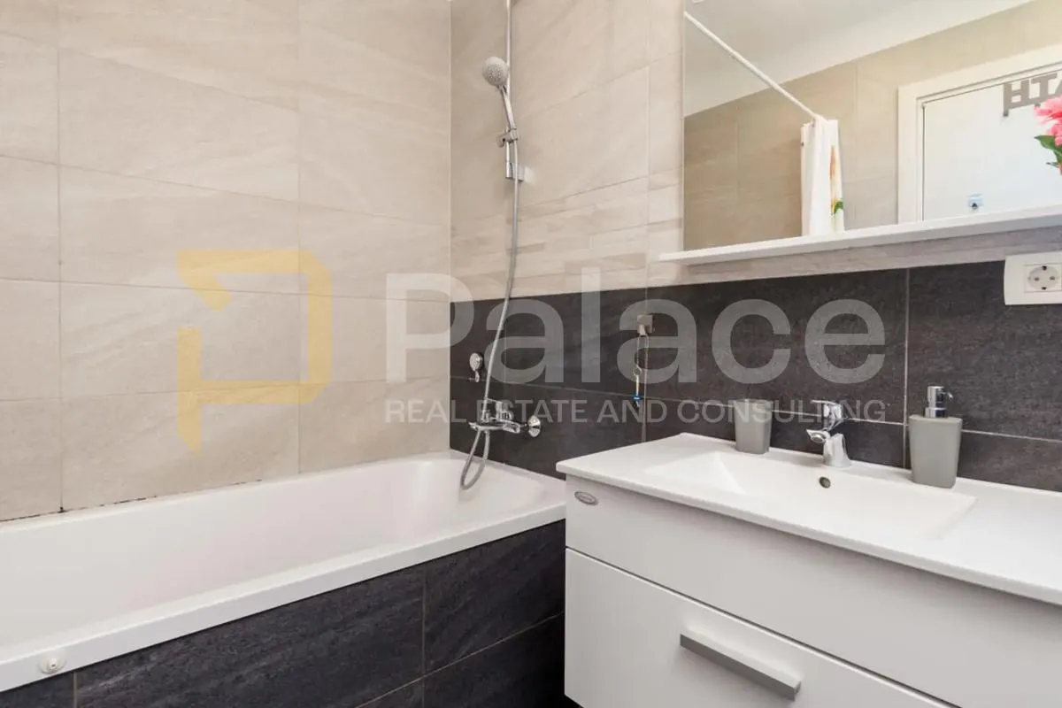nekretnina iz snova u kostreni – vila s bazenom i tri stana, 332m2 - slika 24