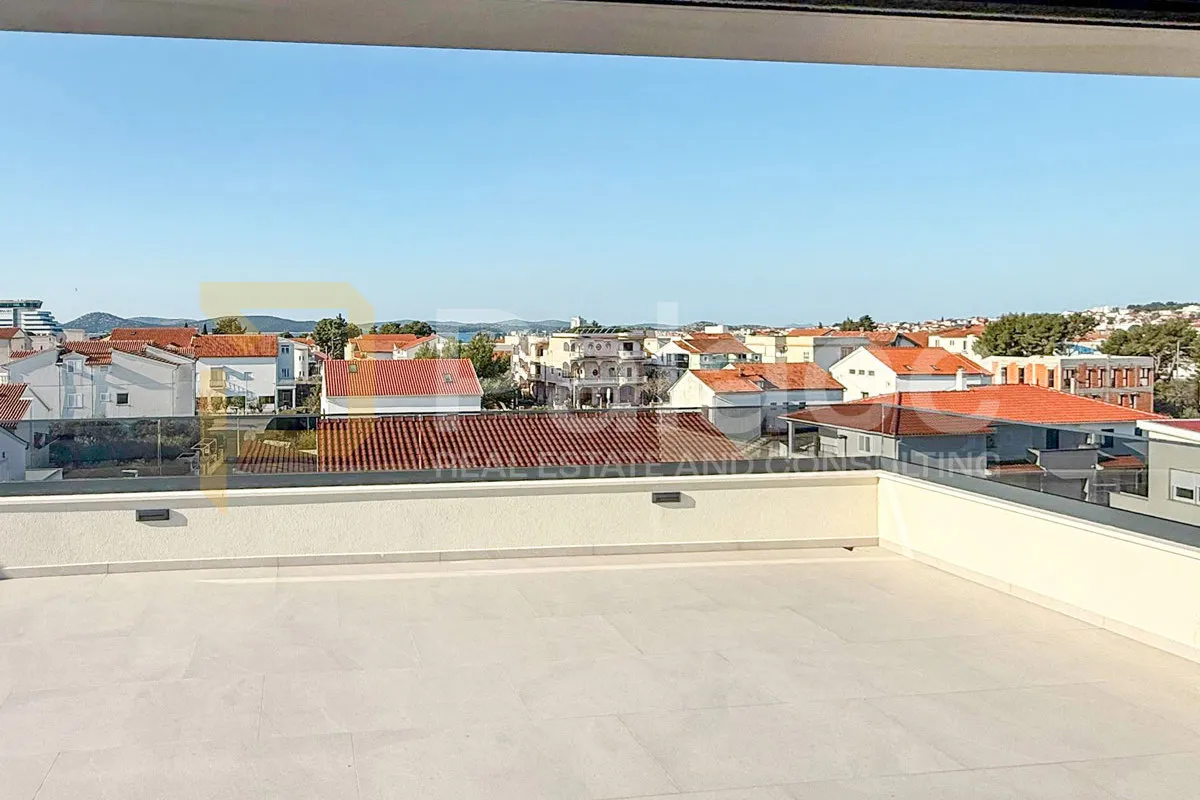 Trosobni stan u novogradnji, 1. kat, Vodice, 109,91 m2