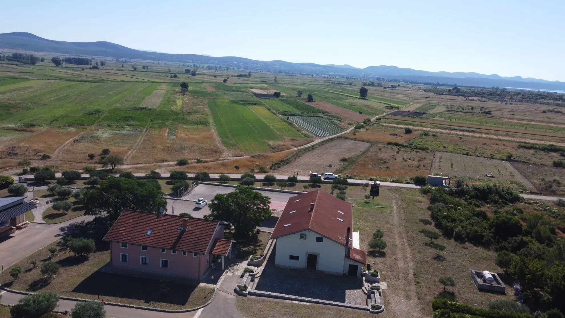 biograd: poljoprivredno zemljište s uvjetima gradnje i infrastrukturom - slika 2