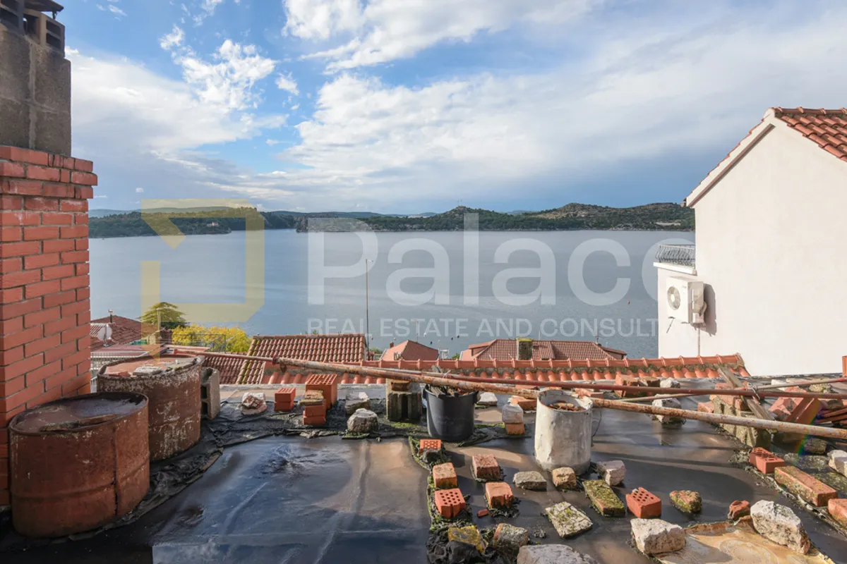 kamena kuća na 3 etaže u srcu staroga šibenika, kulturno dobro, 150 m2 - slika 12