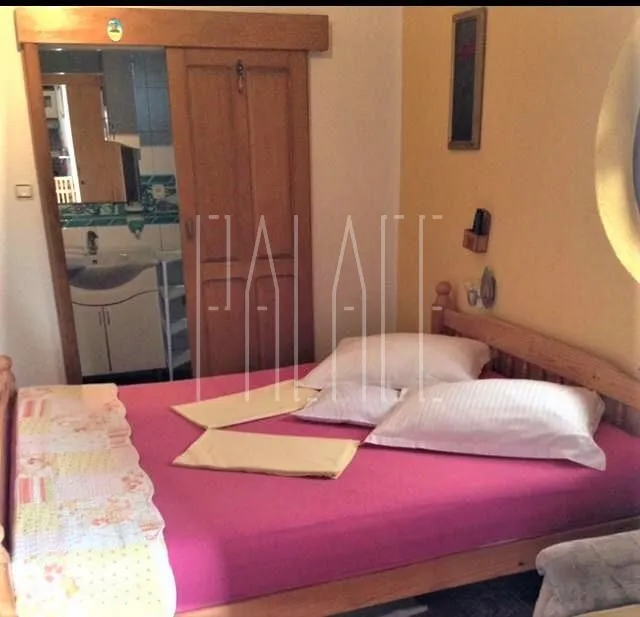 apartmanska kuća za zaljubljenike u turizam u vodicama, 980.00 m2 - slika 19