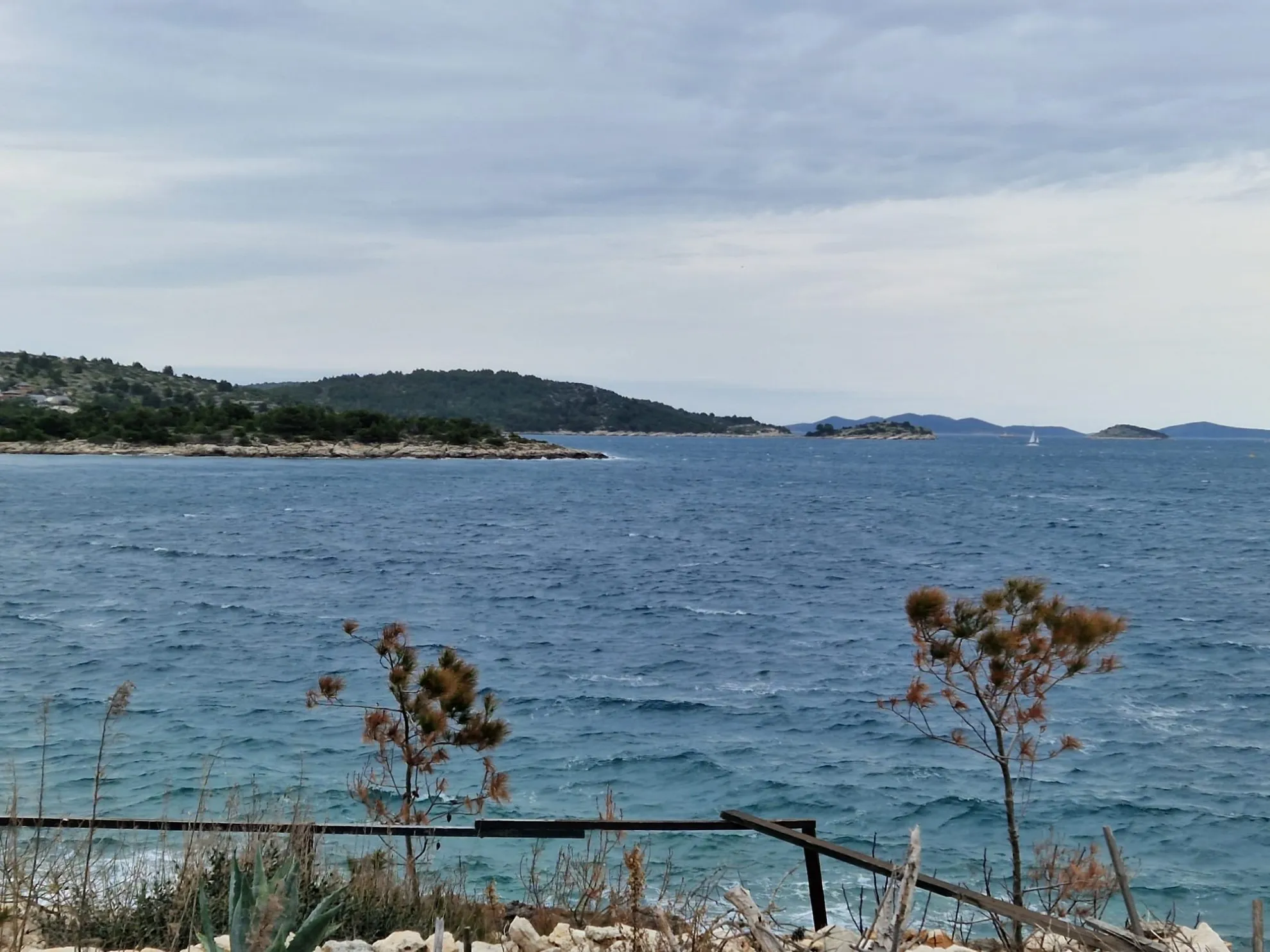 zemljište uz more, uvala kosirina, otok murter 966 m2 - slika 4