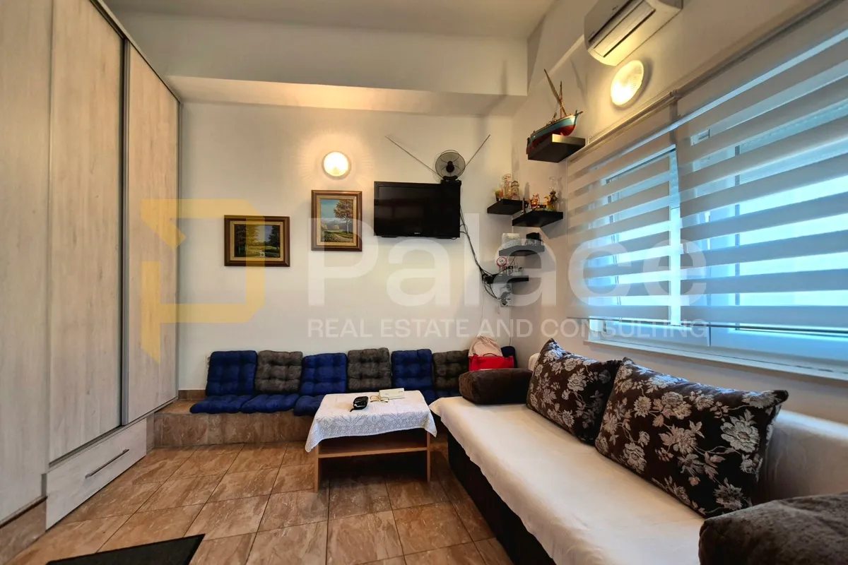 tkon : kuća s dva apartmana u samom centru 140 m2 - slika 5