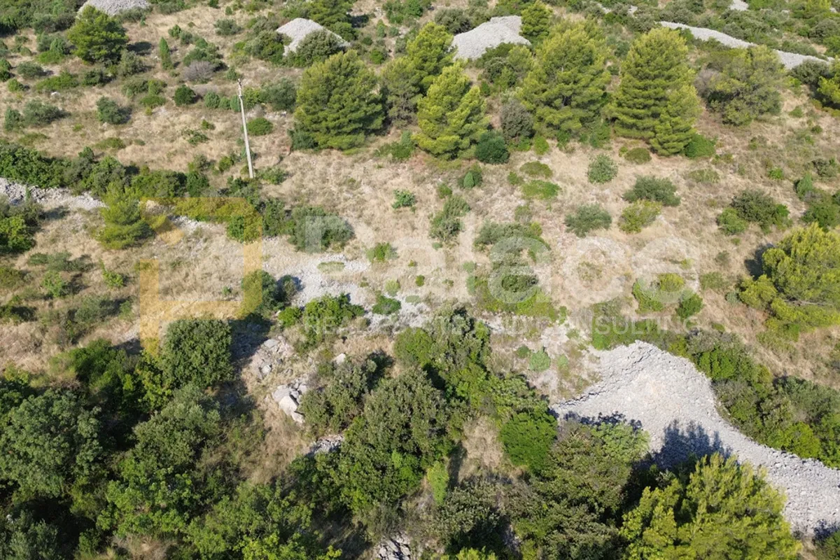 građevinsko zemljište površine 1805 m2 na brodarici - slika 2