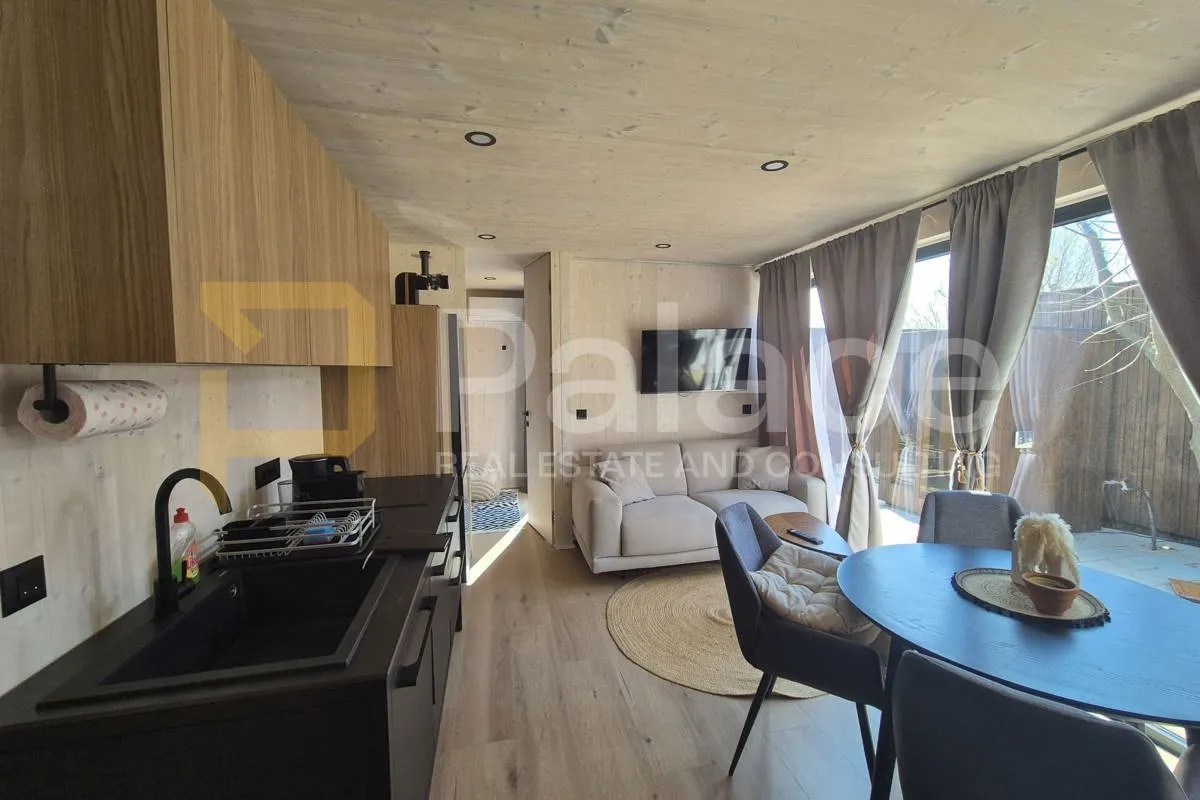 top lokacija! privlaka - mobilnaa kućica 2.red do mora - slika 7