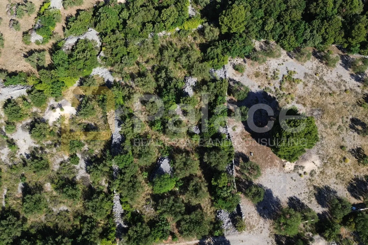 prodaja zemljišta u zoni r2 1627m2 - pirovac - slika 3