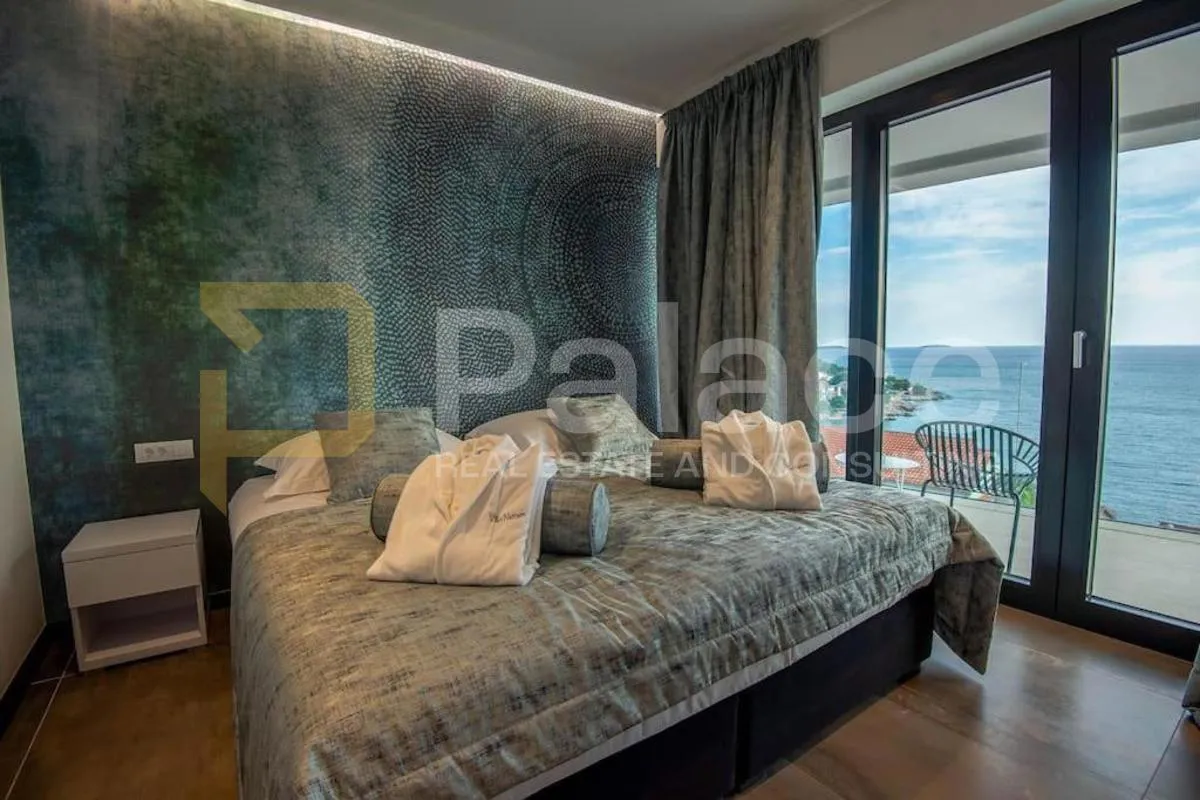 predivna vila s bazenom u primoštenu, bilo - slika 8