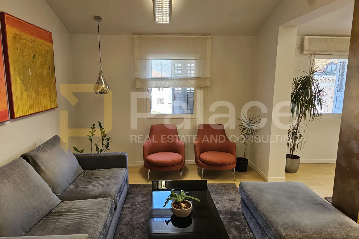 stan od 53 m² u strogom centru s pogledom na more - slika 9