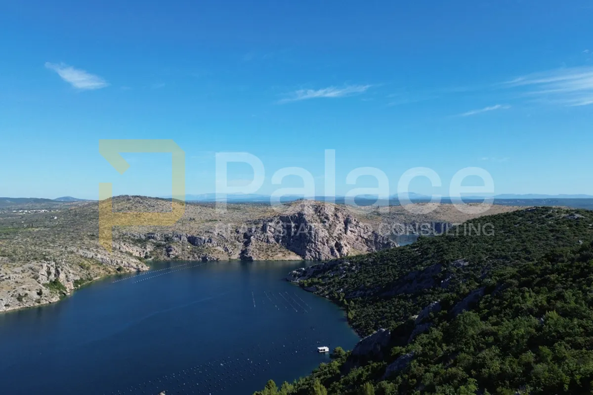 šibenik: atraktivno zemljište s panoramskim pogledom 27 542m2 - slika 23