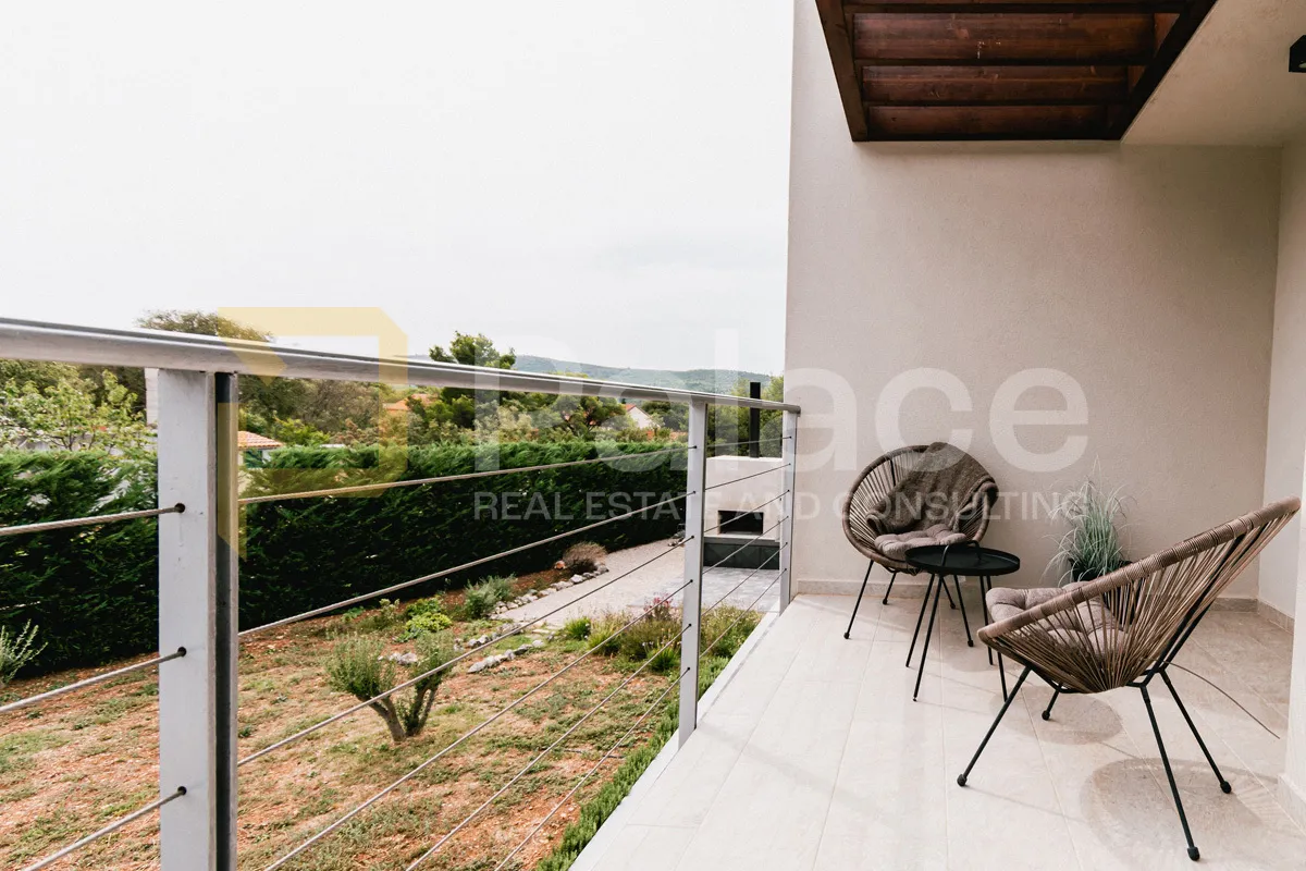 mediteranska vila u srcu zelene oaze - slika 23