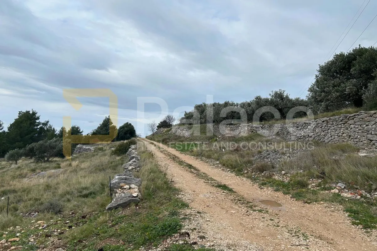 zemljište s građevinskom dozvolom i pogledom na more - slika 3