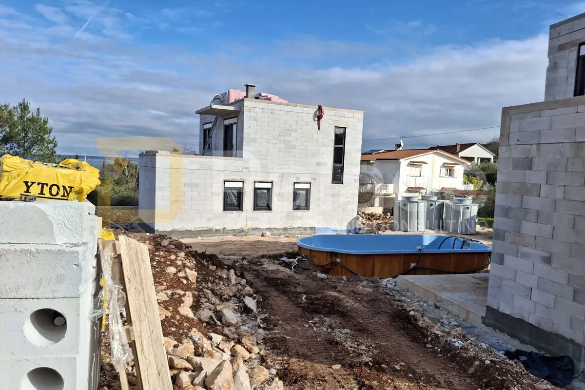 lukoran : kuća s bazenom i velikom okućnicom - slika 10