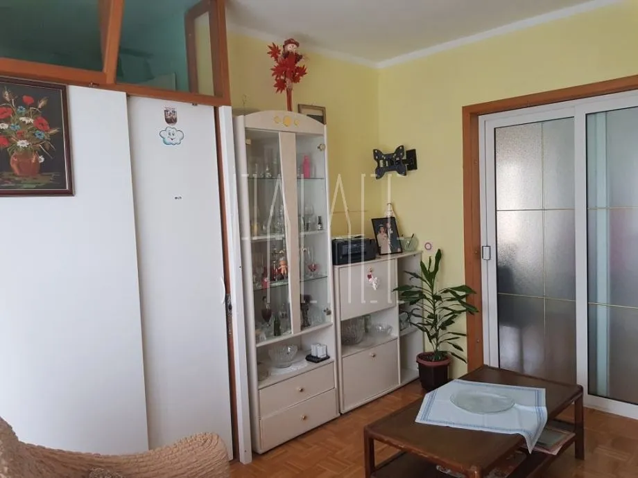 kuća: brodarica, katnica, 290.00 m2 (prodaja) - slika 7