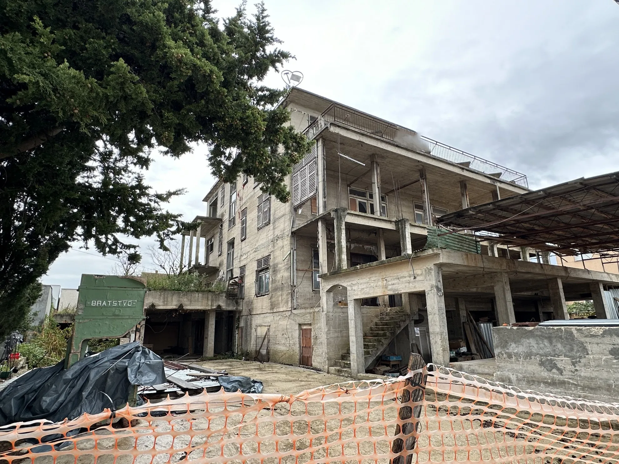kuća na izvrsnoj lokaciji u zadru, 200m od mora 1046m2 - slika 5