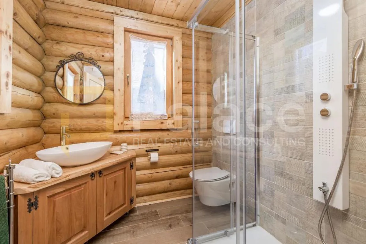 bajkovita drvena kuća s jacuzzijem i pogledom na planine, gorski kotar - slika 19