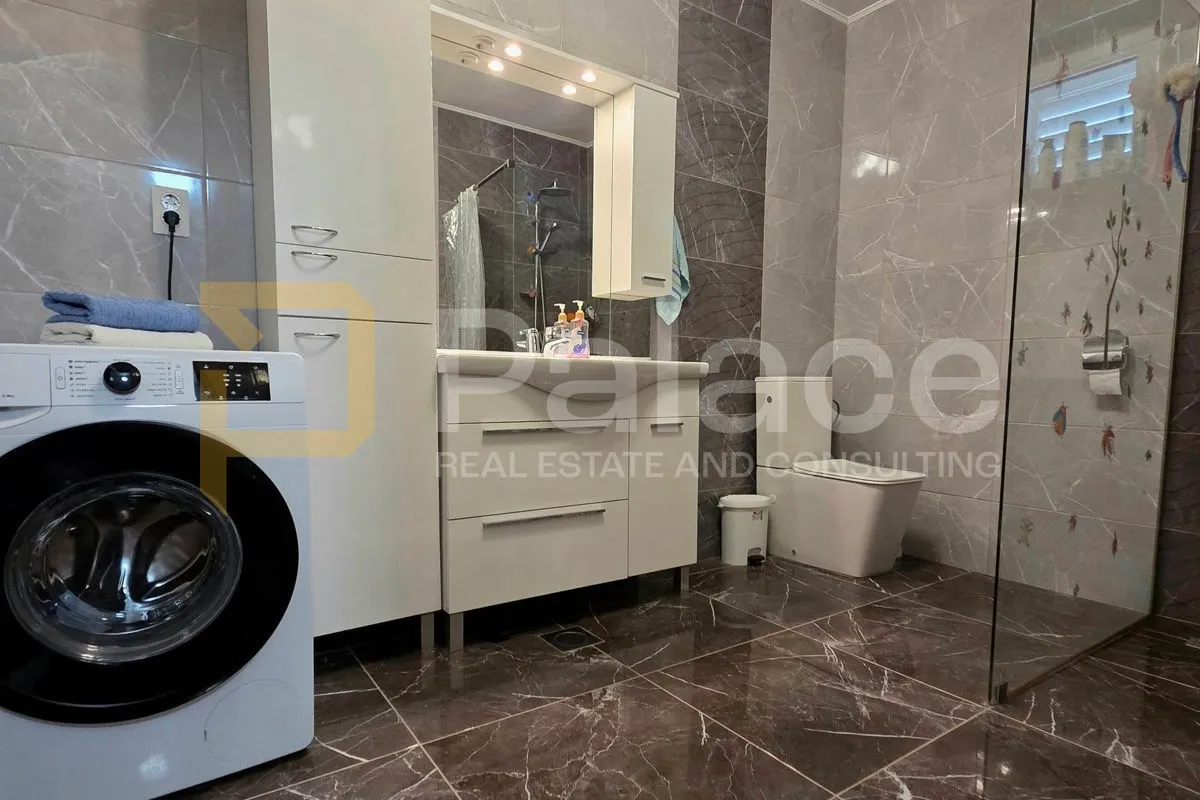 ekskluzivan trosoban stan 200m od mora s okućnicom od 600 m², marušići - slika 13
