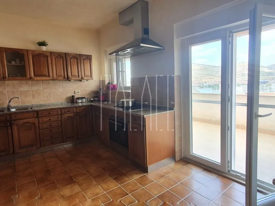 okrug gornji, katnica s vrtom i pogledom na more, 319m2 - slika 6