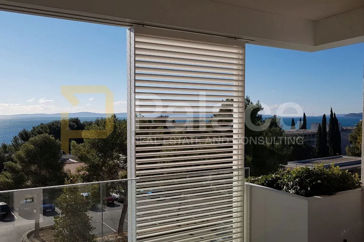 prekrasan dvosoban stan u zgradi bel etage, duilovo, 160m² - slika 24