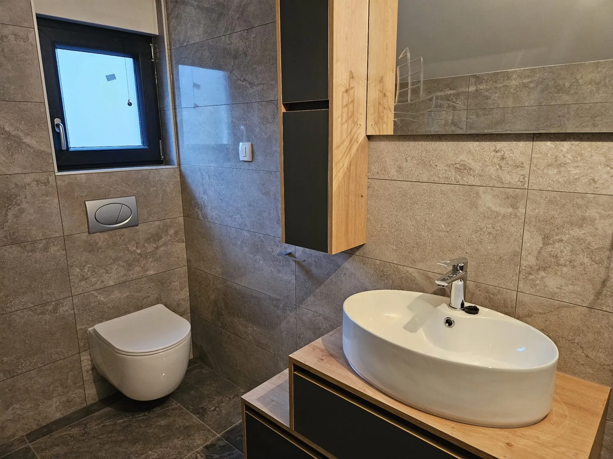 dvoetažni stan s pogledom na more, 100m2, dramalj - slika 9