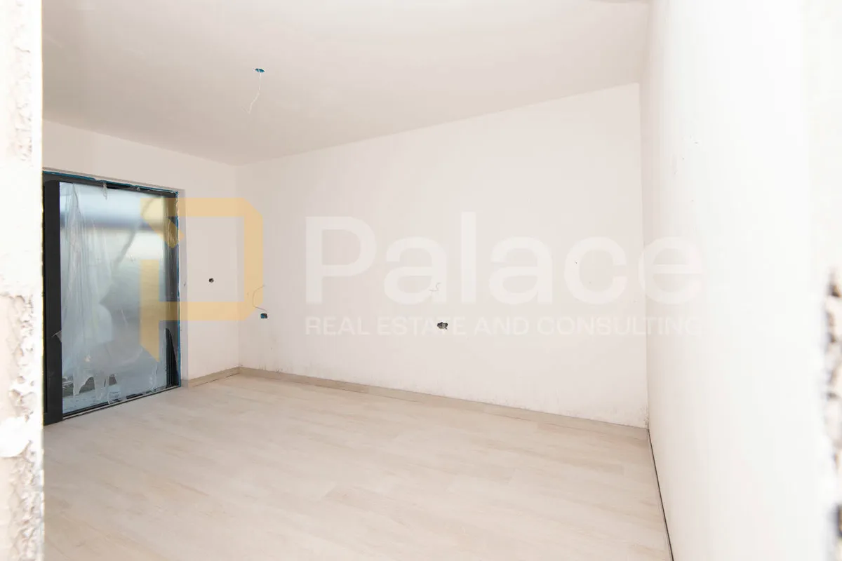 trosobni stan u prizemlju prvi red do mora 142m2 - vodice - slika 14