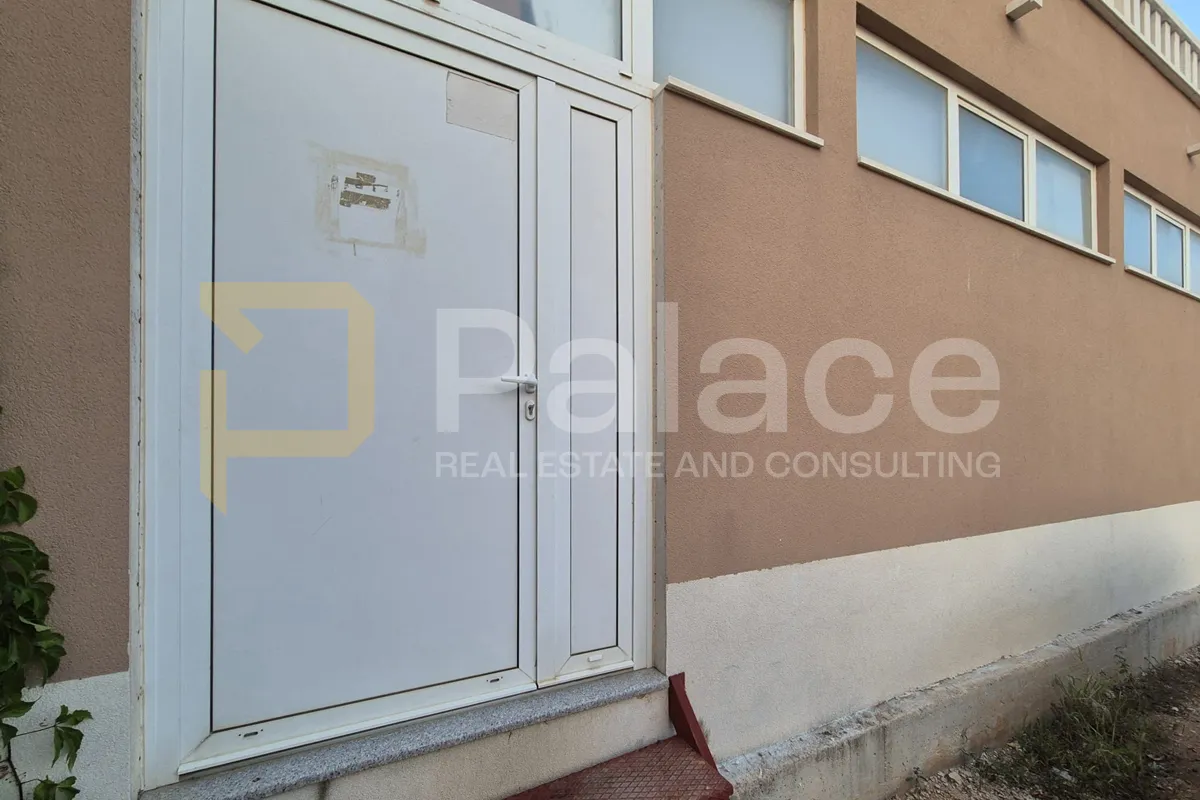 zakup skladišnog prostora, 70m2, primošten - slika 3