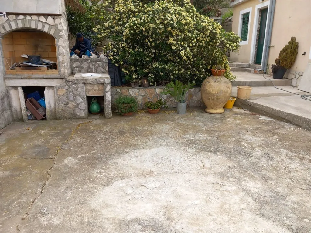 kuća s okućnicom u malom lošinju, 2. red od mora, 200m2+390m2 - slika 6