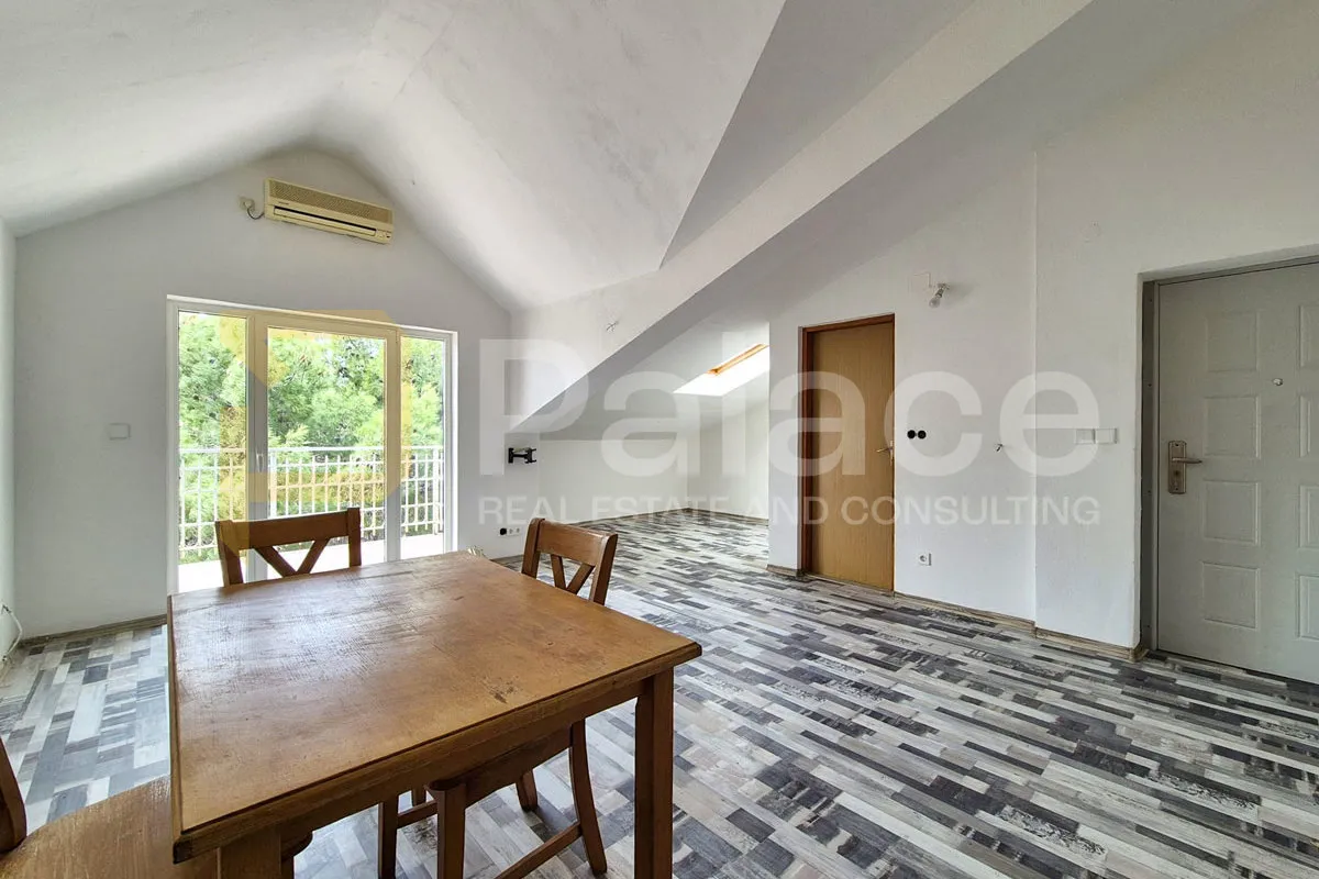 Garsonijera u potkrovlju, 36 m2, Zablaće - Zablaće, Šibenik