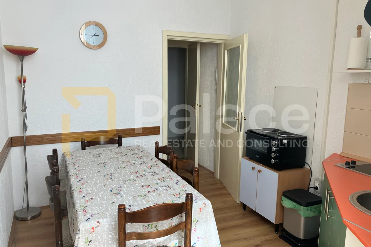 stan za radnike u centru – vrhunski smještaj na školjiću, 80m2 - slika 2
