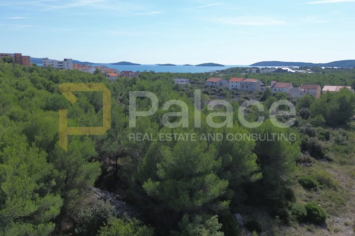 prilika: građevinski teren ogromnog potencijala, podsolarsko 5158 m2 - slika 2
