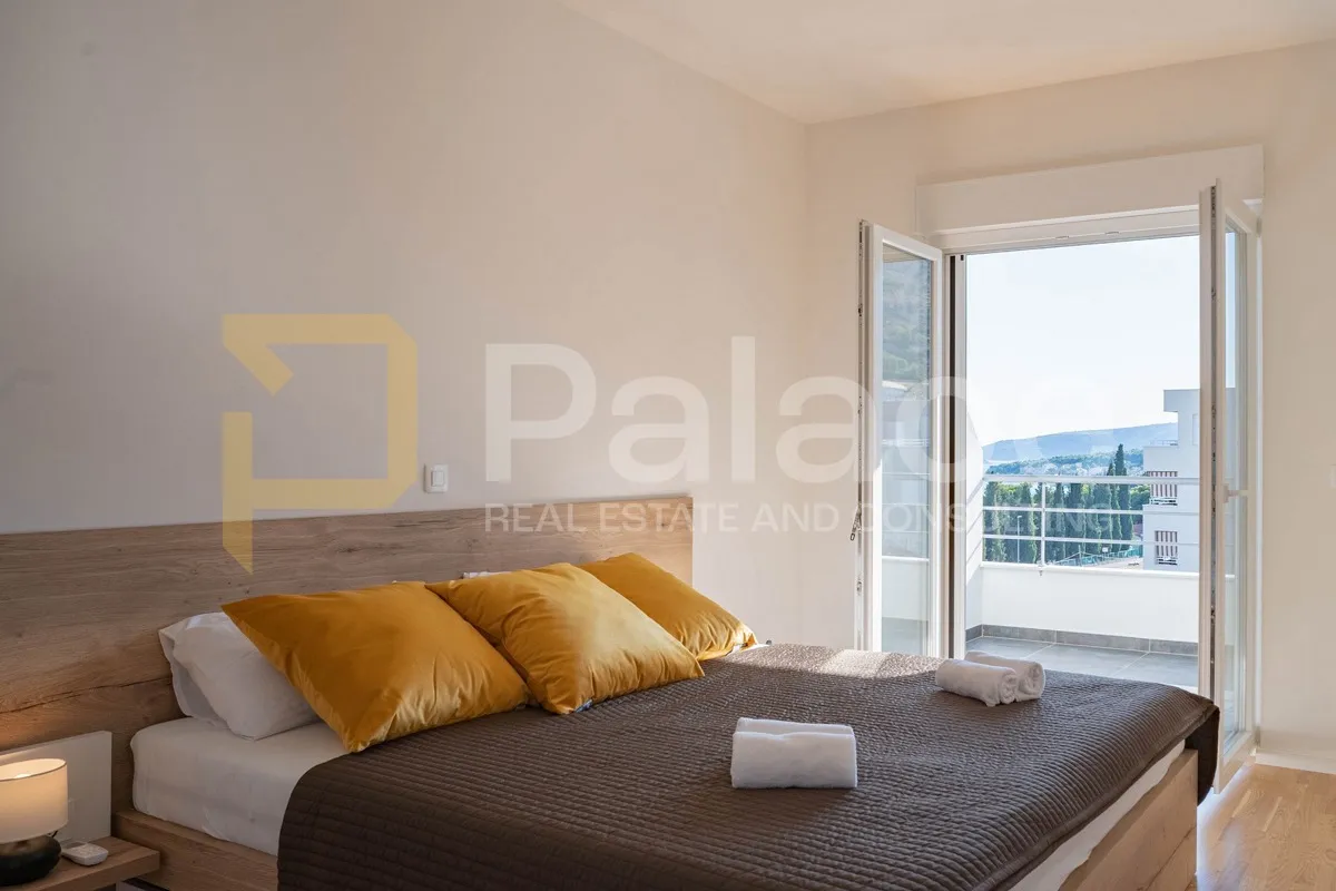 namješten stan s pogledom na more, seget donji, 79.50m², 2. kat - slika 11