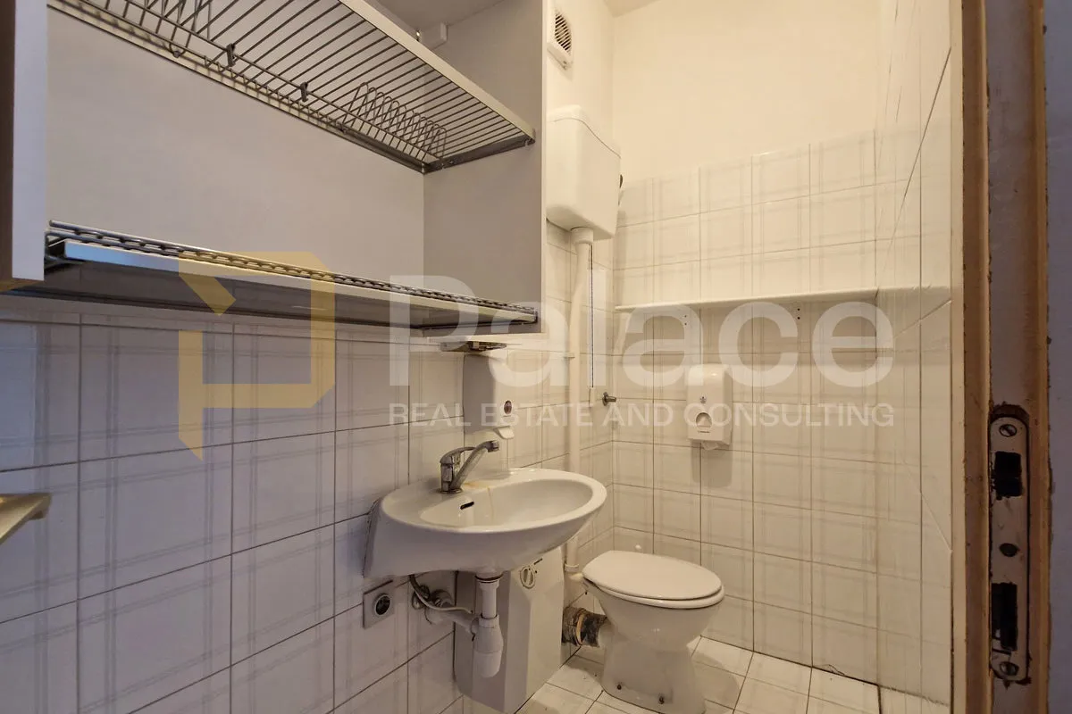 prvi kat poslovne zgrade za zakup – strogi centar rijeke, 98m² - slika 8
