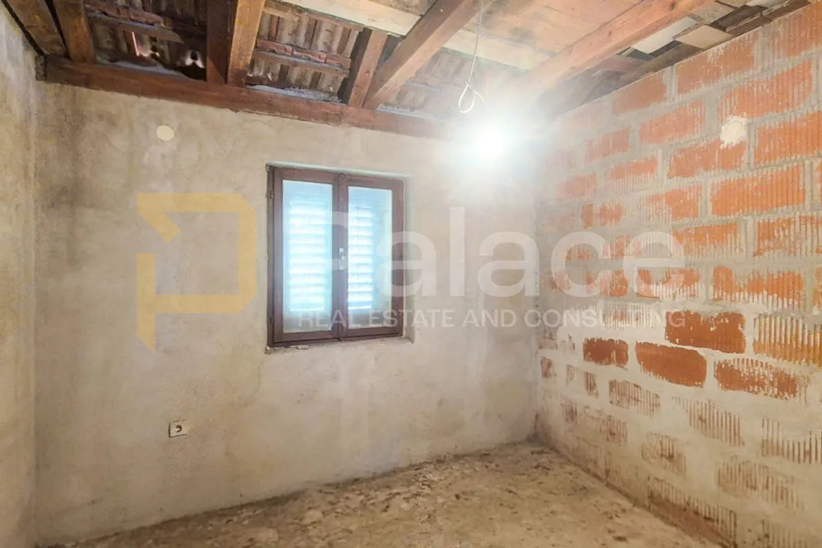 kamena kuća na 3 etaže u srcu staroga šibenika, kulturno dobro, 150 m2 - slika 10