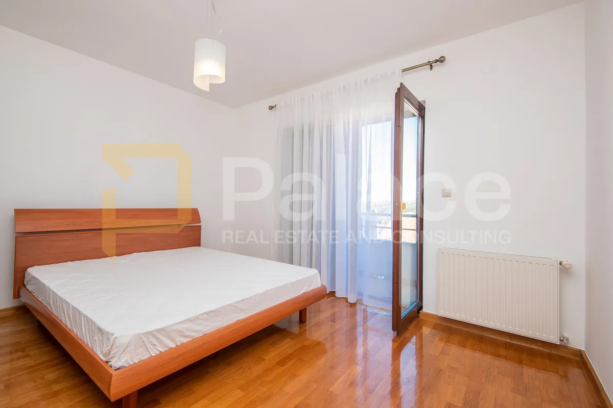 prostrani dvoetažni stan s pogledom na more – crnica, šibenik, 268m2 - slika 10