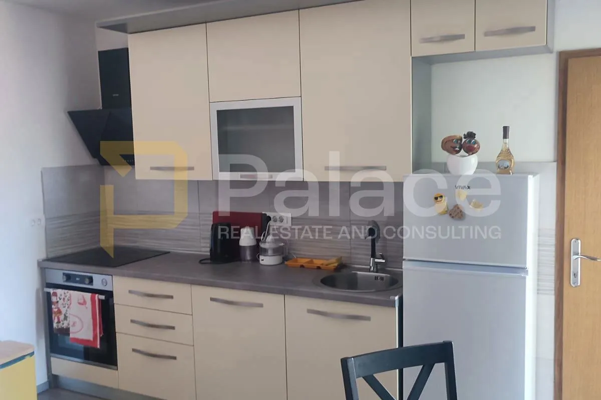 urije, stan 53 m² – 3. kat, kompletno renoviran - slika 11