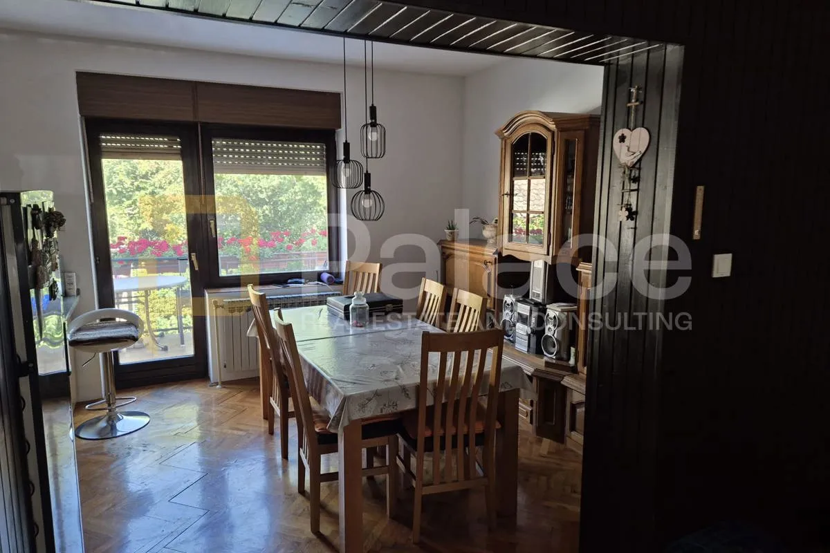 kuća s dvorištem i garažom 206m2, osijek, retfala - slika 4