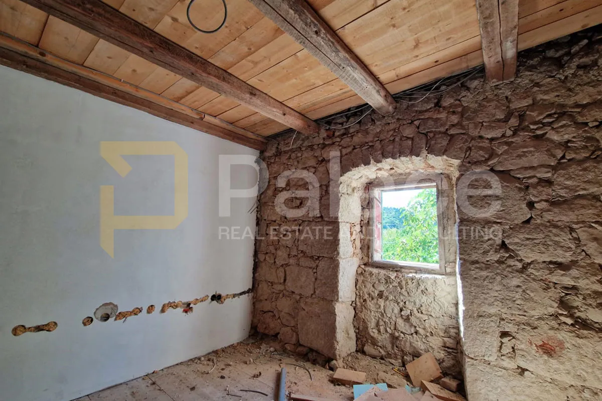 predivna kamena kuća s okućnicom i pogledom, križišće, 250 m² - slika 19