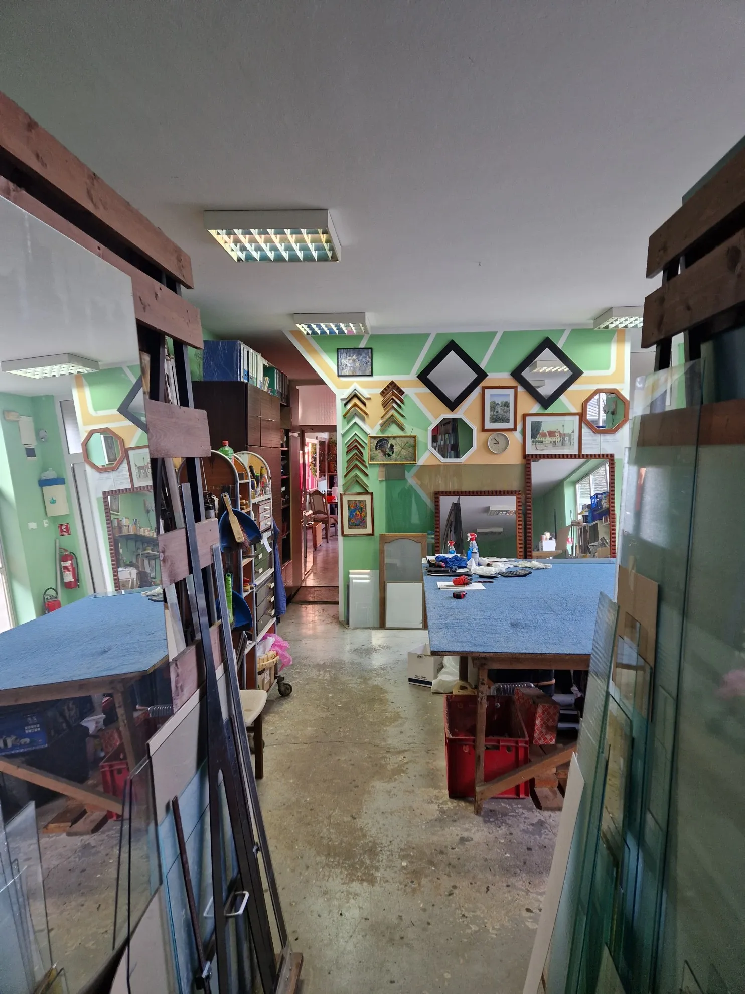 poslovni objekt s kućom,612m2.osijek - slika 10