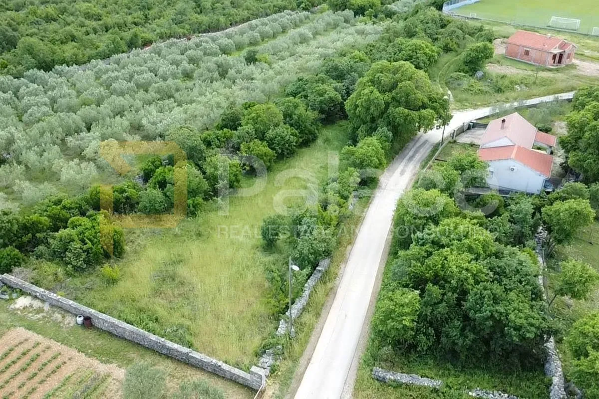 pridraga : građevinsko zemljište idealno za izgradnju kuće 936 m2 - slika 4