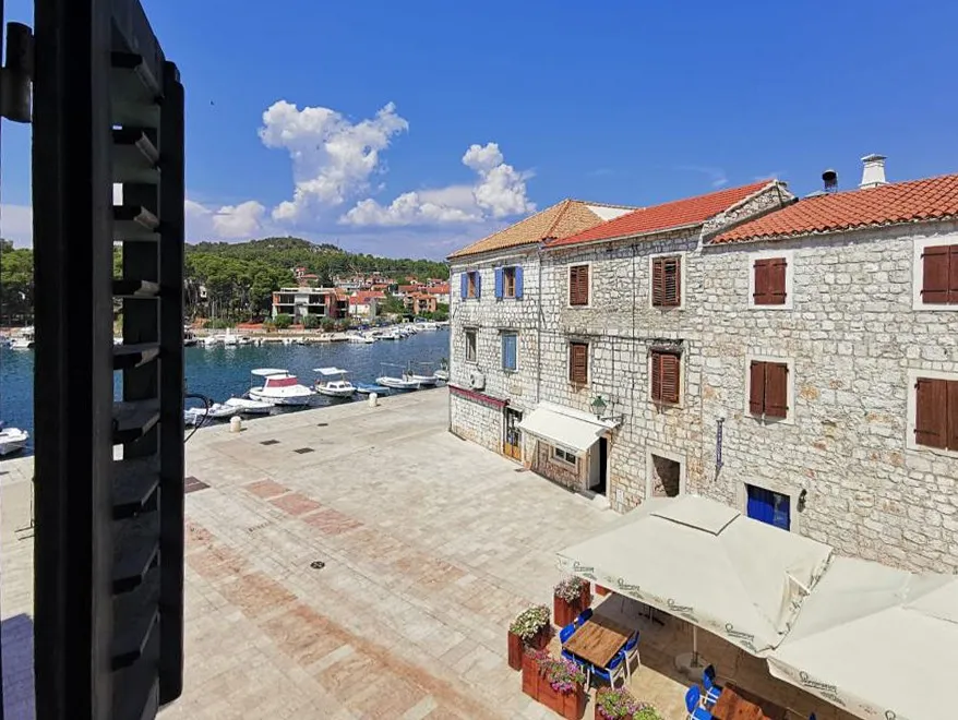 kamena kuća u povijesnoj jezgri staroga grada na hvaru, 599.00 m² - slika 24