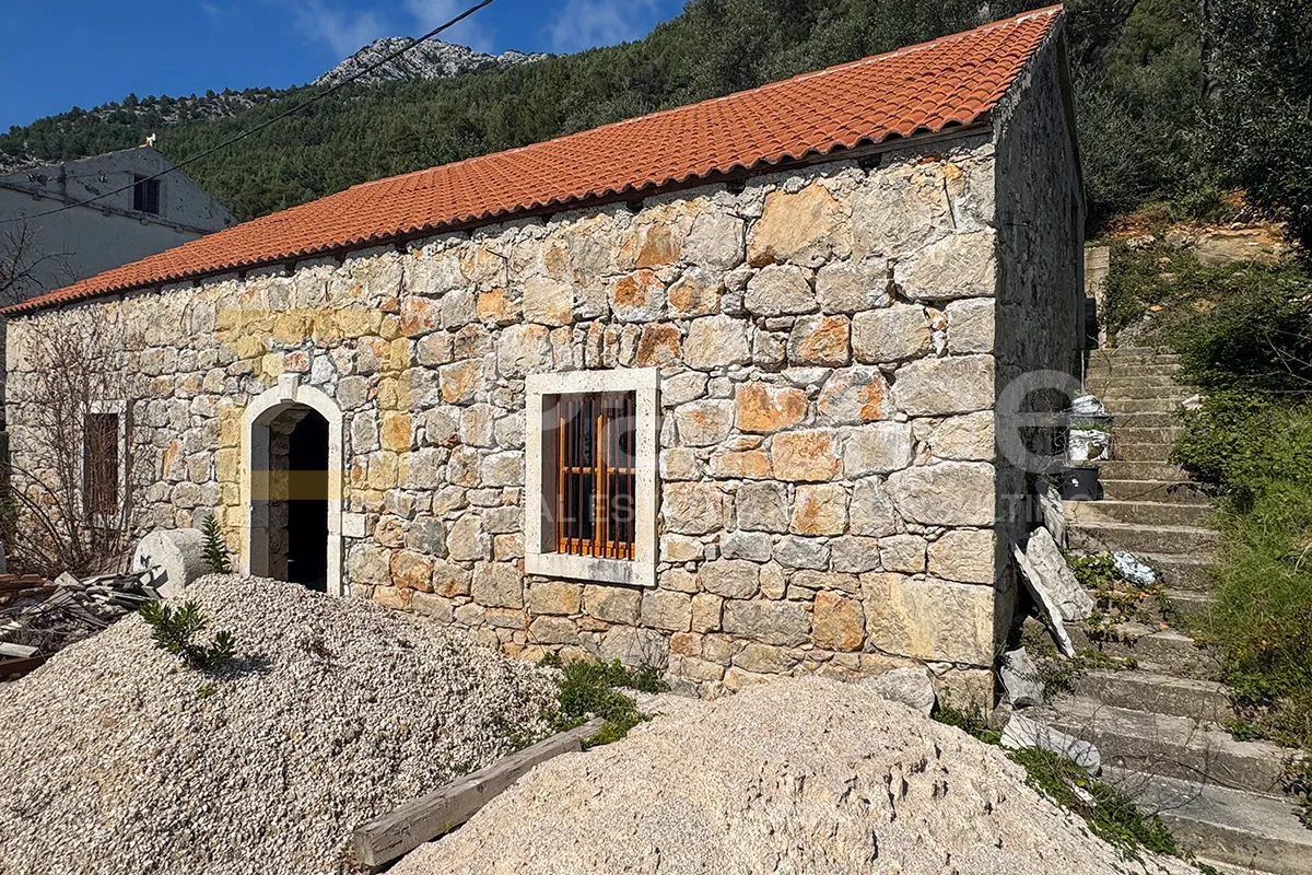 stara kamena mlinica za obnovu - otok mljet - slika 10
