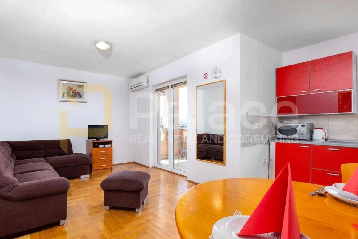 stan s pogledom na more malinska 61 m² 1. kat 280.000 € - slika 2